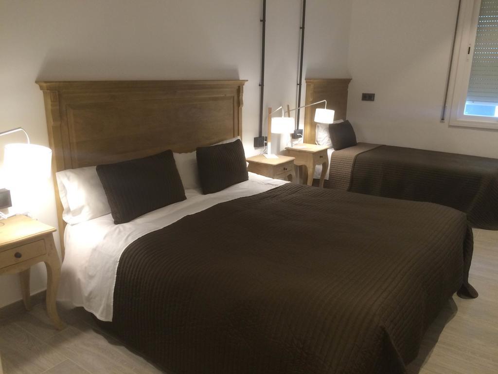 Hostal Portofino Аренис де Мар Екстериор снимка
