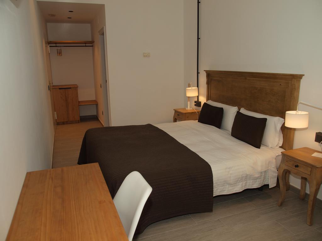 Hostal Portofino Аренис де Мар Екстериор снимка