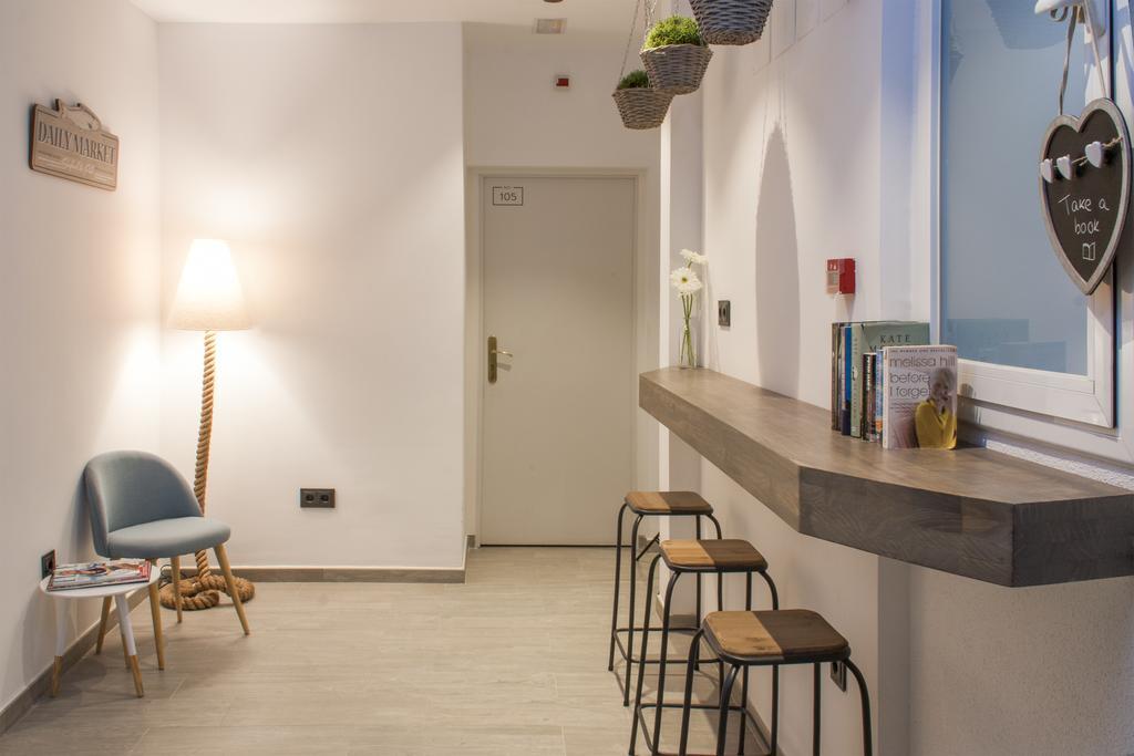 Hostal Portofino Аренис де Мар Екстериор снимка